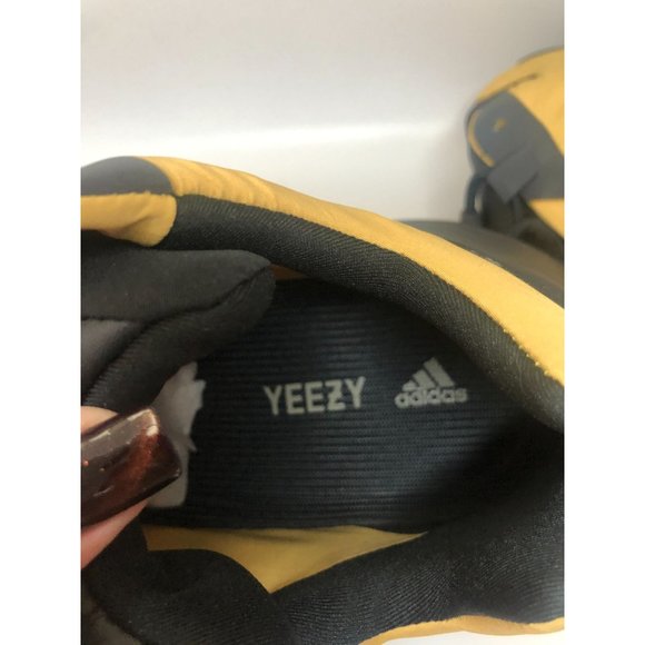 Adidas Yeezy 700 MNVN Honey Flux GZ0717 main image 3